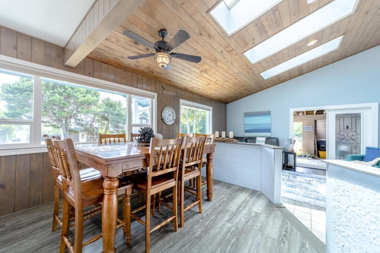 Ocean View Retreat Villa Brookings Exterior photo